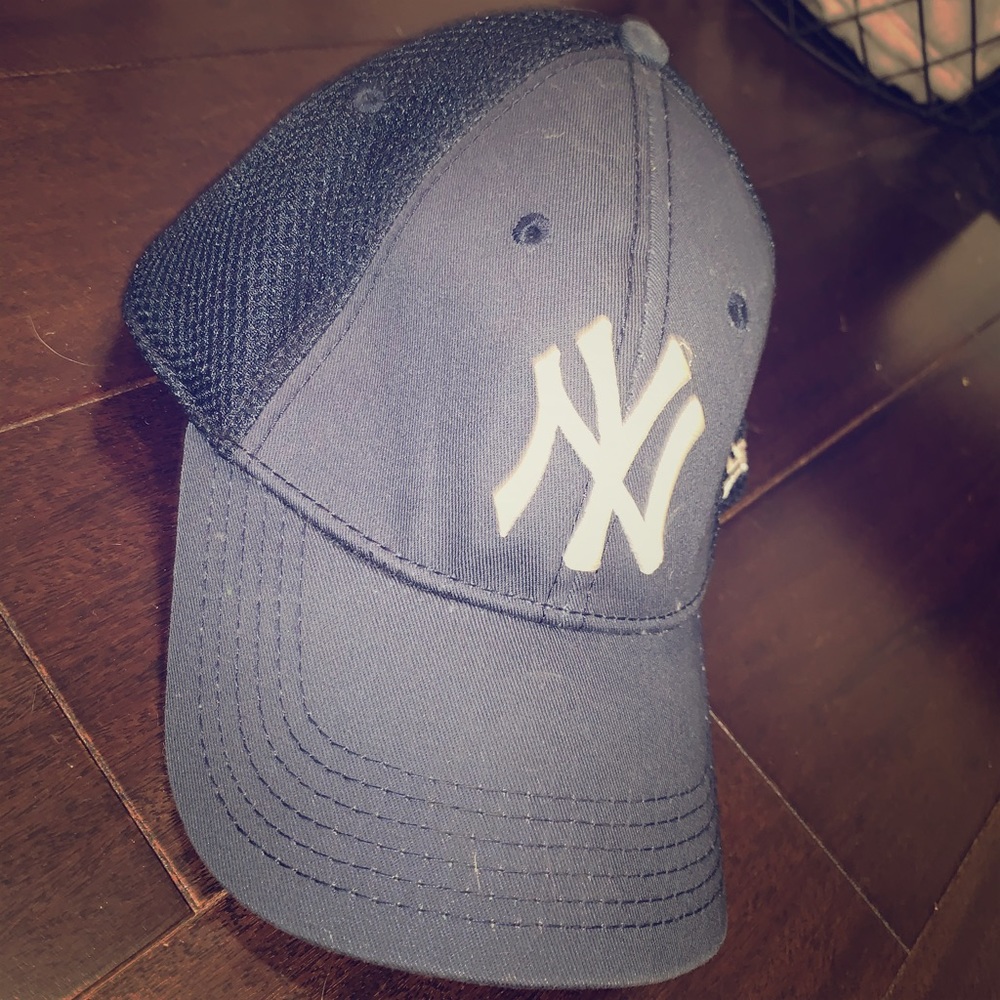 Youth Yankees Hat